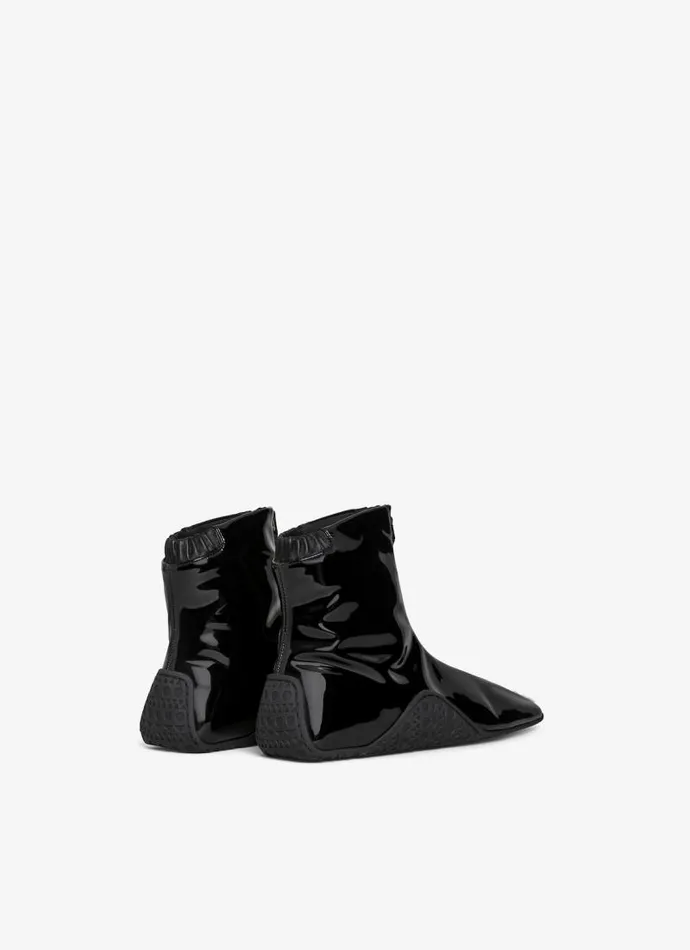 Alaa Flat Shoes LA SNEAKER IN STRETCH PATENT FABRIC Black 8211 Women Alaa Flat Shoes LA SNEAKER IN STRETCH PATENT FABRIC Black 8211 Women