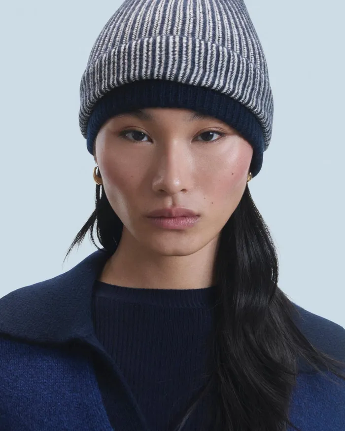 From Future Cashmere Beanies Cuffed Beanie Heather Blue