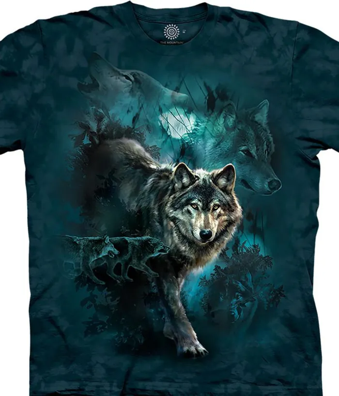 Liquid Blue TShirt Men Night Wolves Collage Classic Cotton TShirt