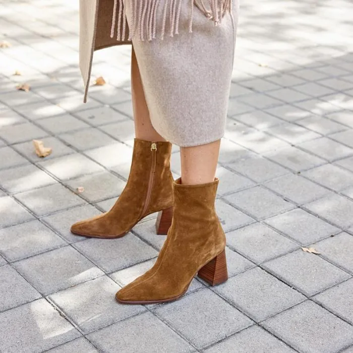 ngel Alarcn Boots And Booties Woman TRIMIA 8211 Ankle Boots With Pointed Toe Wide Heel And Zipper ngel Alarcn Boots And Booties Woman TRIMIA 8211 Ankle Boots With Pointed Toe Wide Heel And Zipper