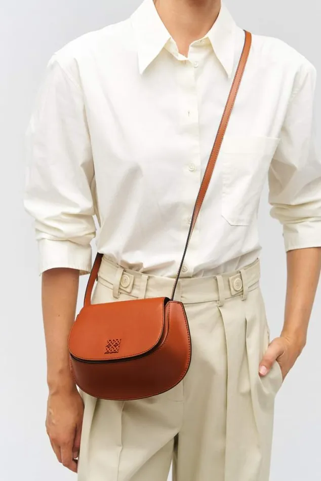 Oroton Shoulder Della Saddle Shoulder Bag Syrup 8211 Women