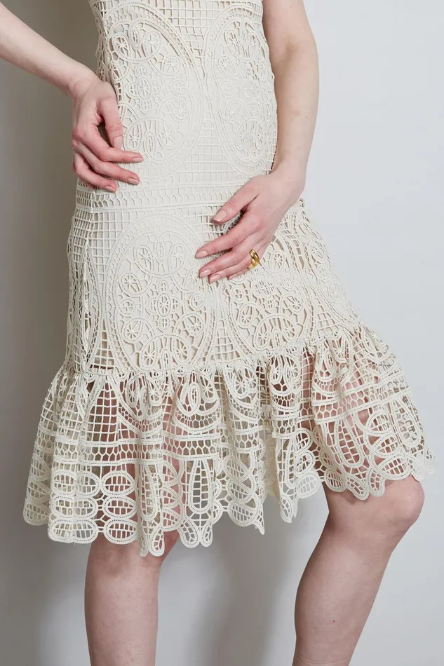 Outlet 8211 Women Sleeveless Dresses Elie Tahari Mosaic Lace Dress Flour
