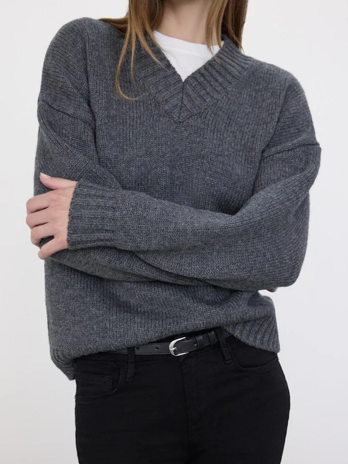 Women FRAME The Alpine Edit Chunky VNeck Sweater Women FRAME The Alpine Edit Chunky VNeck Sweater