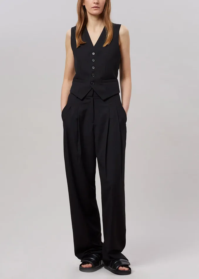 Women Gelso Waistcoat 8211 Black The Frankie Shop Outerwear
