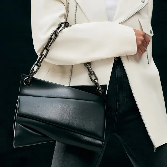 Women Loubitwist Chain Bag 8211 Smooth Calf Leather 8211 Black Christian Louboutin Clutches and Evening Bags Women Loubitwist Chain Bag 8211 Smooth Calf Leather 8211 Black Christian Louboutin Clutches and Evening Bags