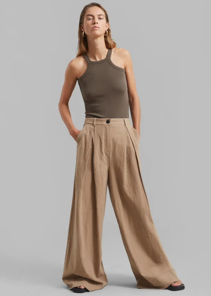 Women Omi Halter Tank Top 8211 Brown The Frankie Shop Tops