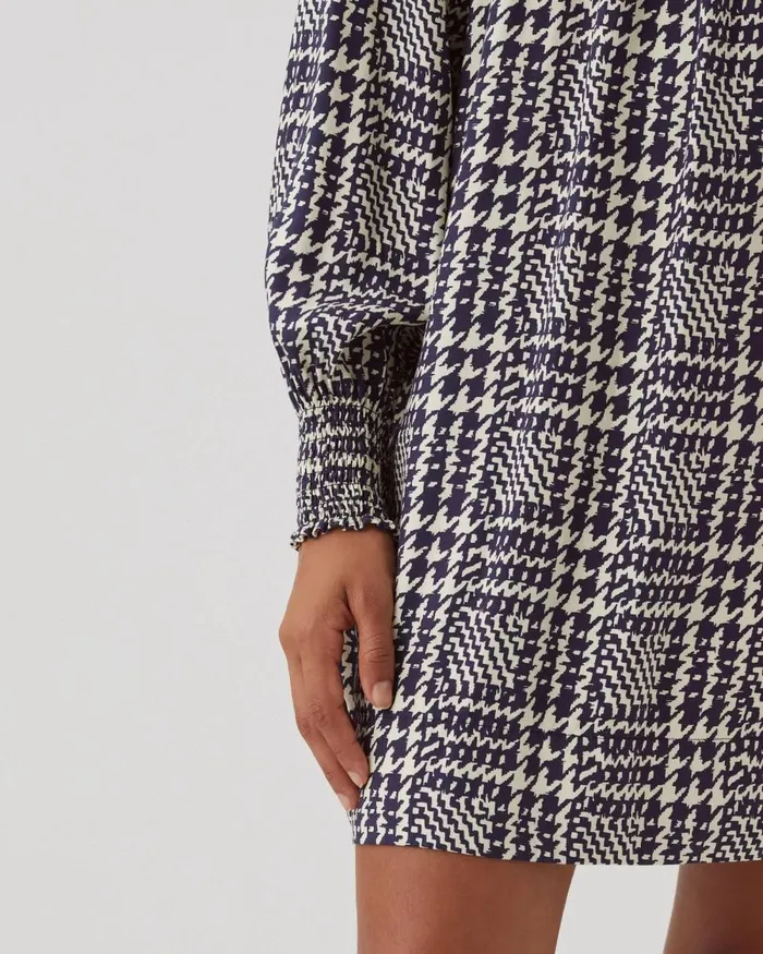 Women Silky LongSleeve Mini Dress Houndstooth Ble Comptoir Des Cotonniers Dresses and Jumpsuits Women Silky LongSleeve Mini Dress Houndstooth Ble Comptoir Des Cotonniers Dresses and Jumpsuits
